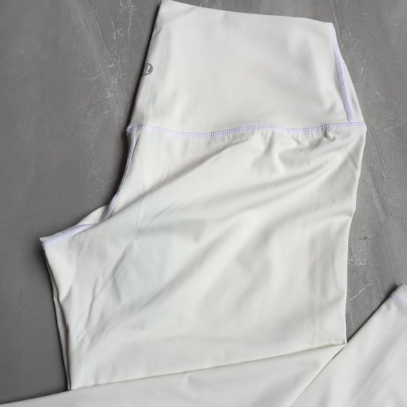 Lululemon Aligh Pants 25" Relaxed Leggings - Picture 4 of 10